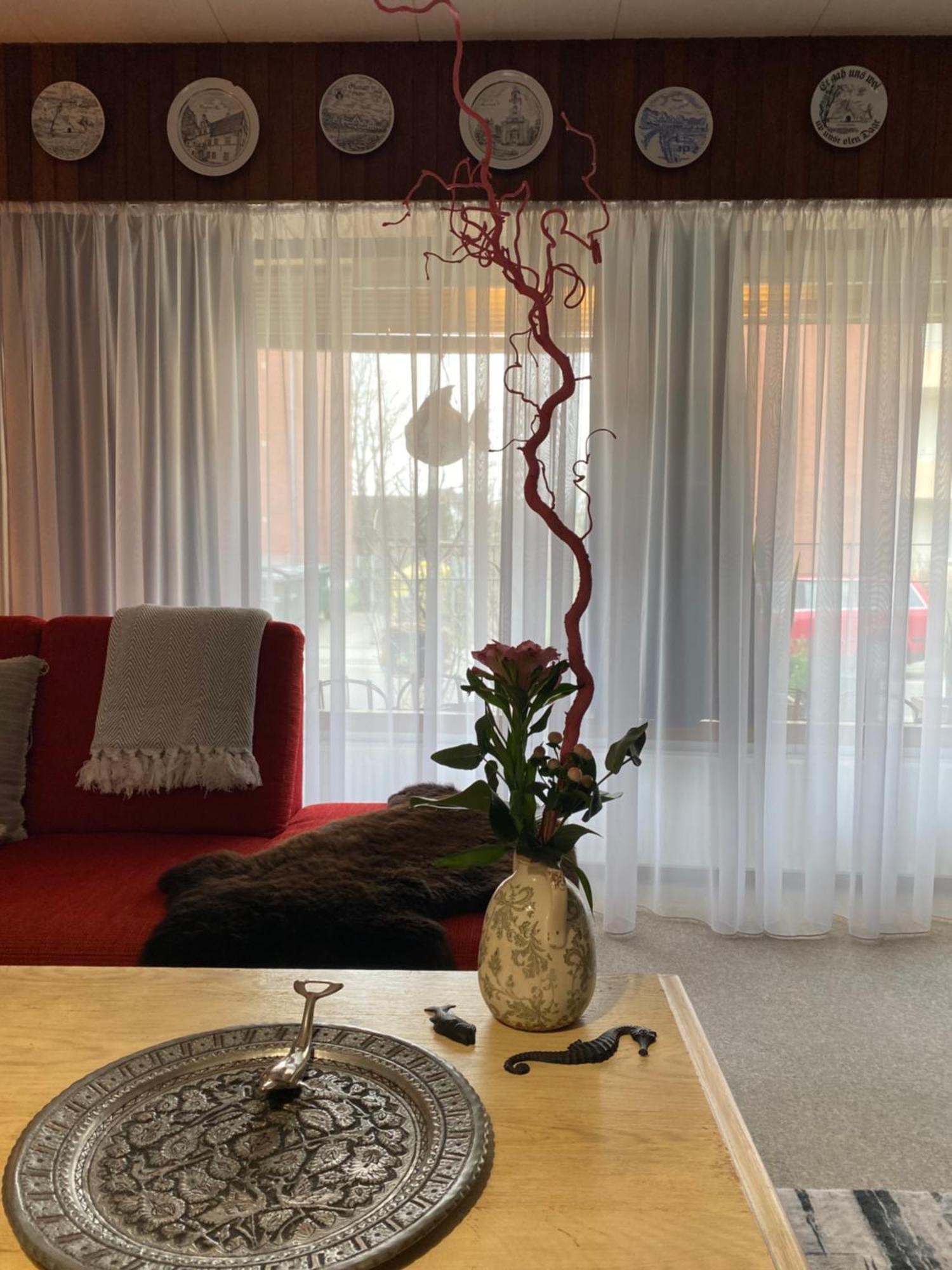 Privartzimmer 'Ausfahrt Freihalten' Husum  Exteriér fotografie