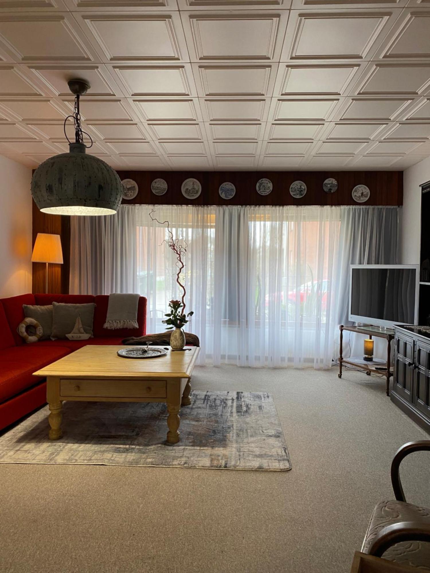 Privartzimmer 'Ausfahrt Freihalten' Husum  Exteriér fotografie